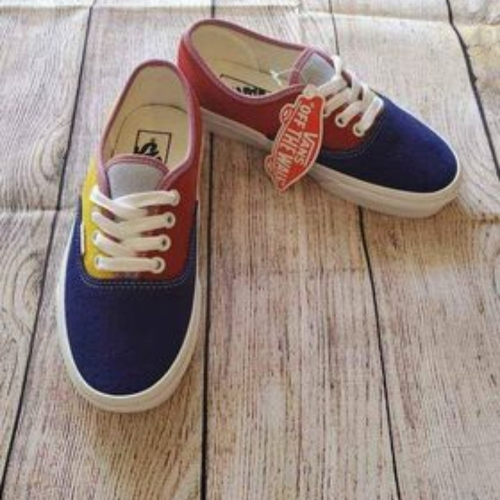 Vans shoes size 5